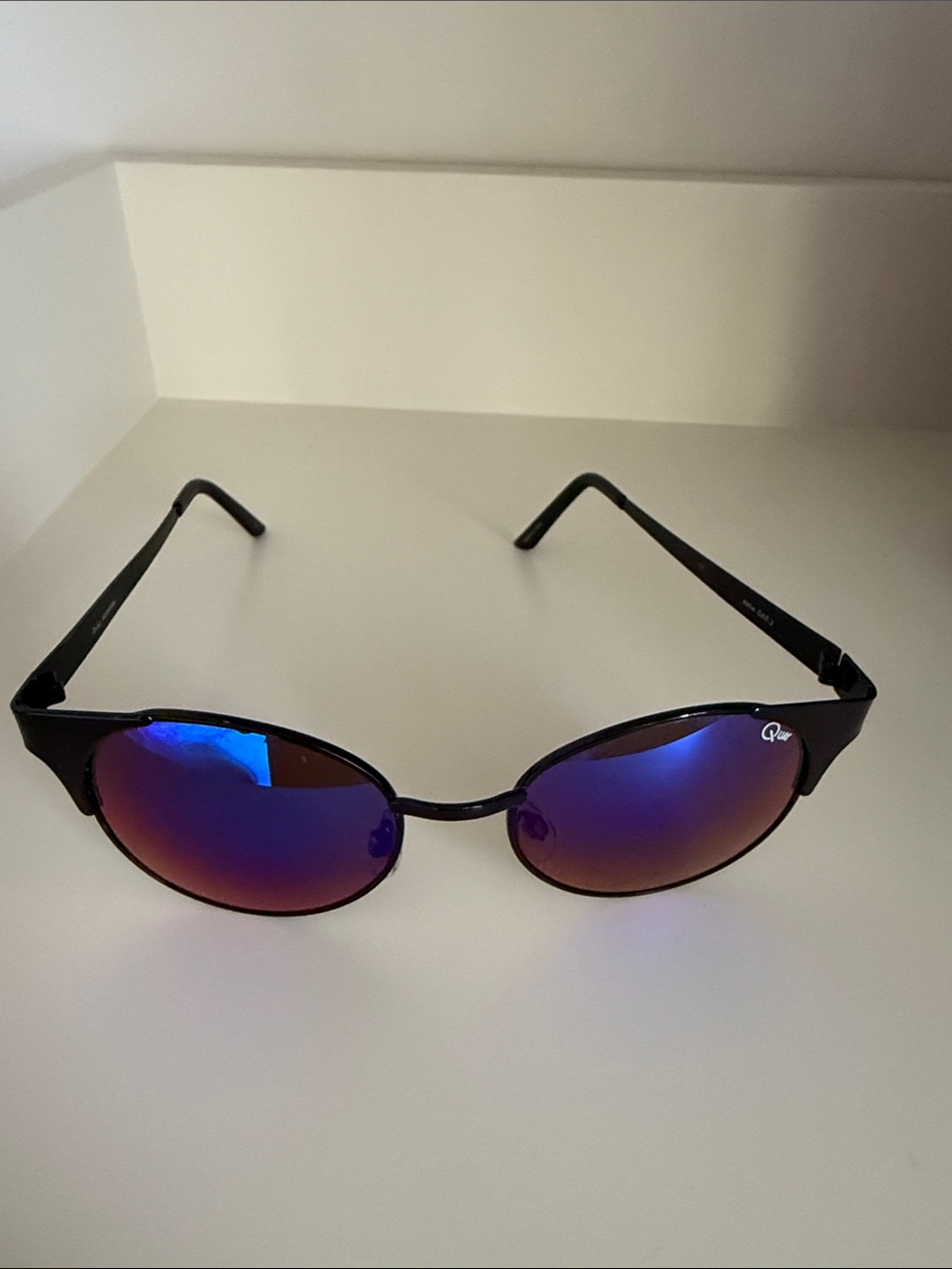 Quay Australia Black Frame Sunglasses with Blue-Purple Mirrored Lenses